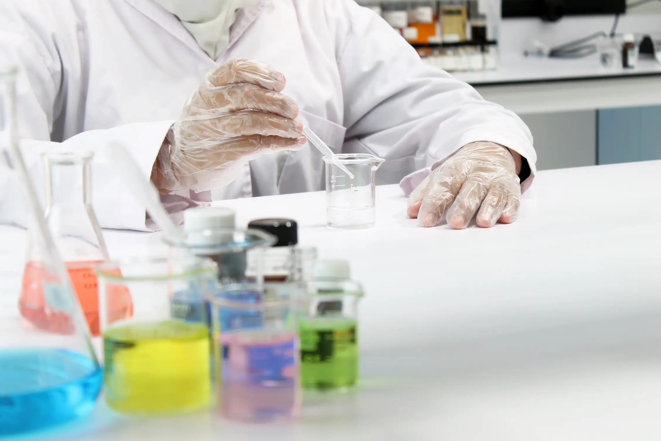 Mengenal Kandungan Skincare dan Fungsinya: Panduan untuk Kulit Sehat dan Cerah